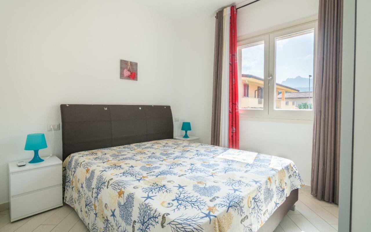 Appartamento Luigi Climatizzato Con Veranda Viddalba Екстериор снимка